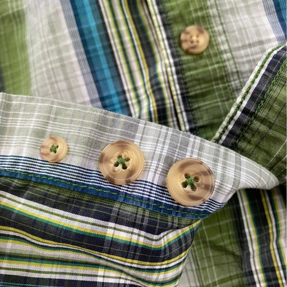 Duluth Trading Co Plaid Short Sleeve Button Down Shirt Size M - Picture 4 of 5